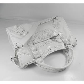 Balenciaga 084332C