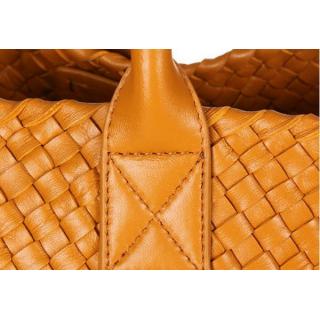 Bottega Veneta 5211