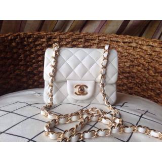 Imitation Chanel Lambskin Leather Classic Double Flap Shoulder Bag White