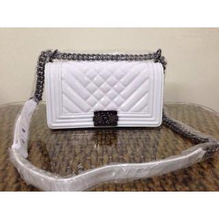 Imitation Chanel Quilted Chevron Le Boy Patent Leather Flap Shoulder Bag White