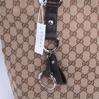 Gucci 229852