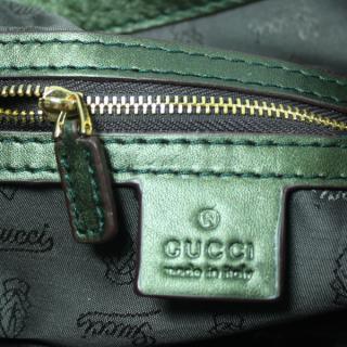 Gucci 219704