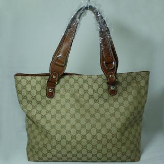 Gucci 229852