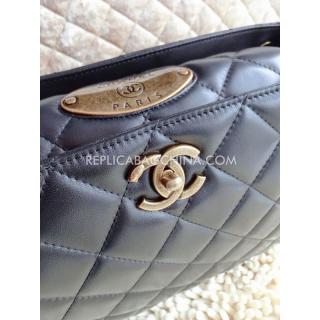 Chanel YT2326