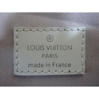 Louis Vuitton M93594