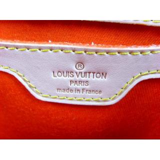 Louis Vuitton M93596