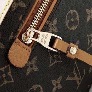 Louis Vuitton M40582