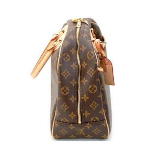 Louis Vuitton M47270