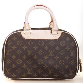 Louis Vuitton M42228