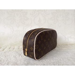 Louis Vuitton AE06522