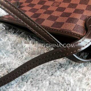 Louis Vuitton YT1743