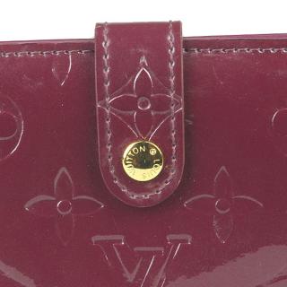 Louis Vuitton M93574