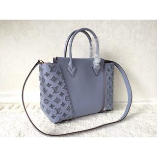 Louis Vuitton AE09970