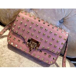 Imitation Valentino Rockstud All Over Finish Studs Chain Flap Shoulder Bag Pink