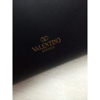 Valentino AE15684