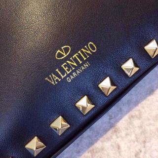 Valentino AE16517