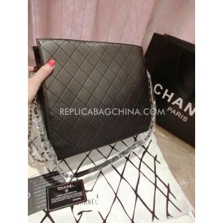 Chanel YT8204