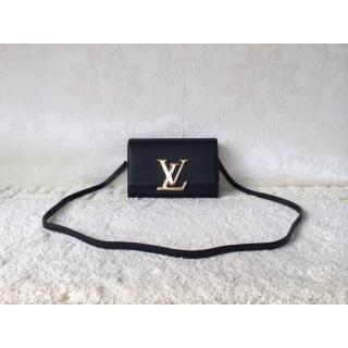 Knockoff High Quality Louis Vuitton Calfskin Leather Louise Clutch Bag Black at UK