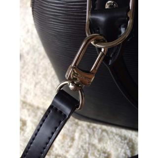 Louis Vuitton AE10447