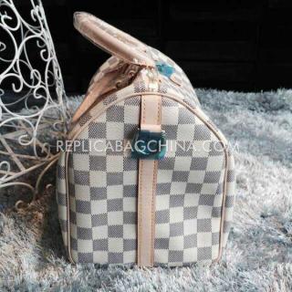 Louis Vuitton YT0480