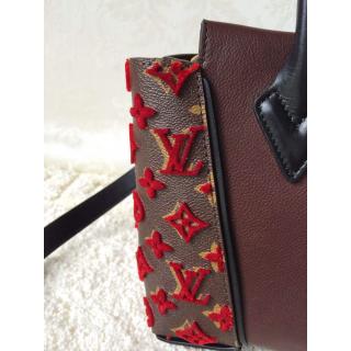 Louis Vuitton AE06215