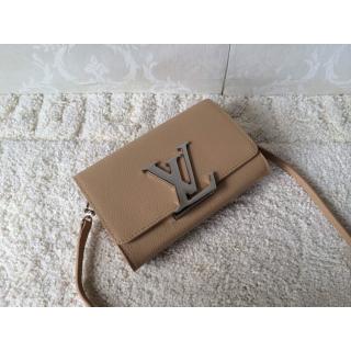 Louis Vuitton AE14172