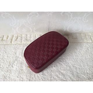 Louis Vuitton AE10670