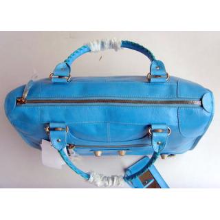 Balenciaga 084324A