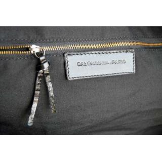 Balenciaga 084339