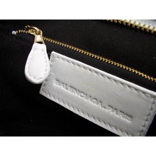 Balenciaga 084332B