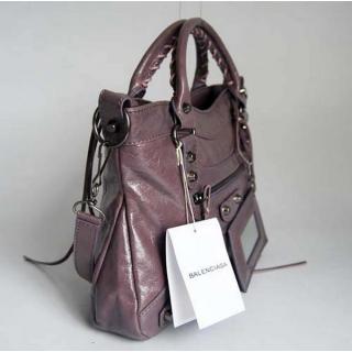 Balenciaga 084331