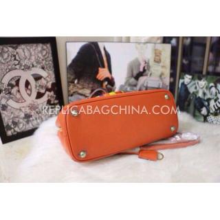 Prada YT5639