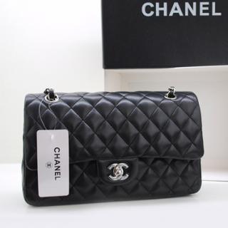 Chanel A1112