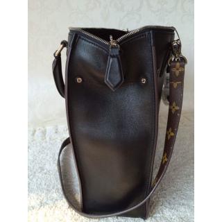 Louis Vuitton AE06243