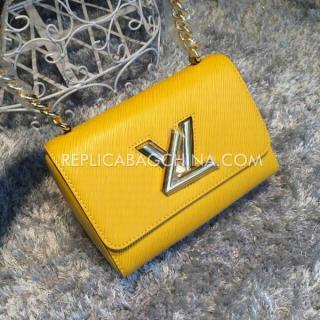 Replica Fashion Handbag Calfskin YT7822