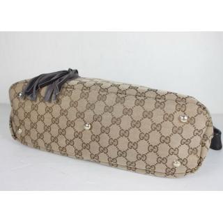 Gucci 232930