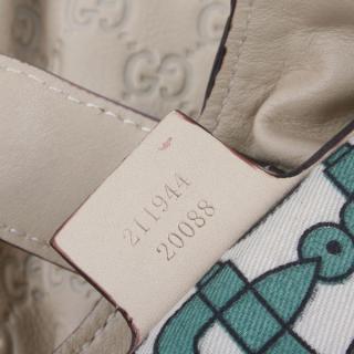 Gucci 211944