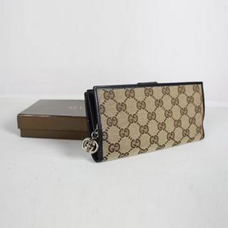 Gucci 233024