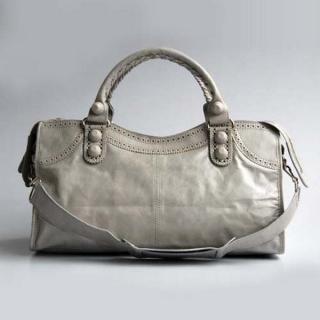 Balenciaga 084828