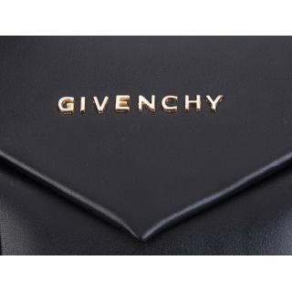 Givenchy 9981