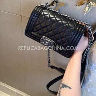 Chanel YT4819