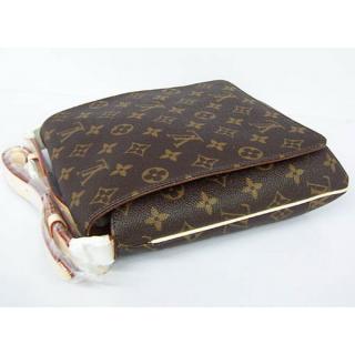 Louis Vuitton M51258