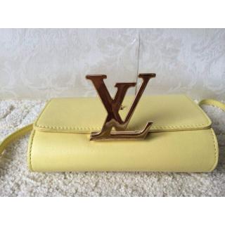 Louis Vuitton AE10145