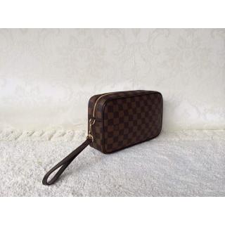 Louis Vuitton AE15385