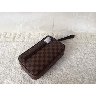 Louis Vuitton AE15385