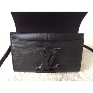 Louis Vuitton AE06446