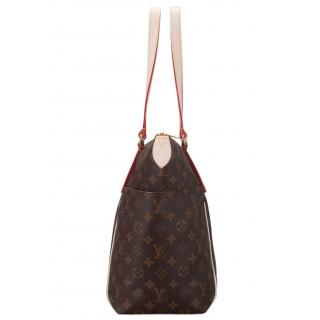 Louis Vuitton M56690