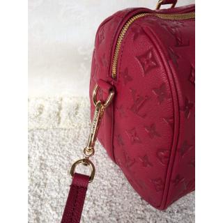 Louis Vuitton AE12705