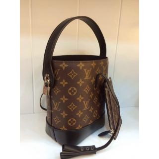 Louis Vuitton AE11688