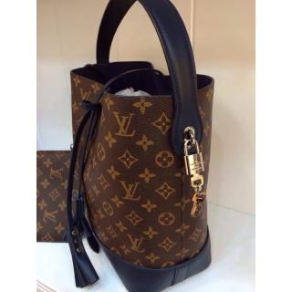 Louis Vuitton AE05994